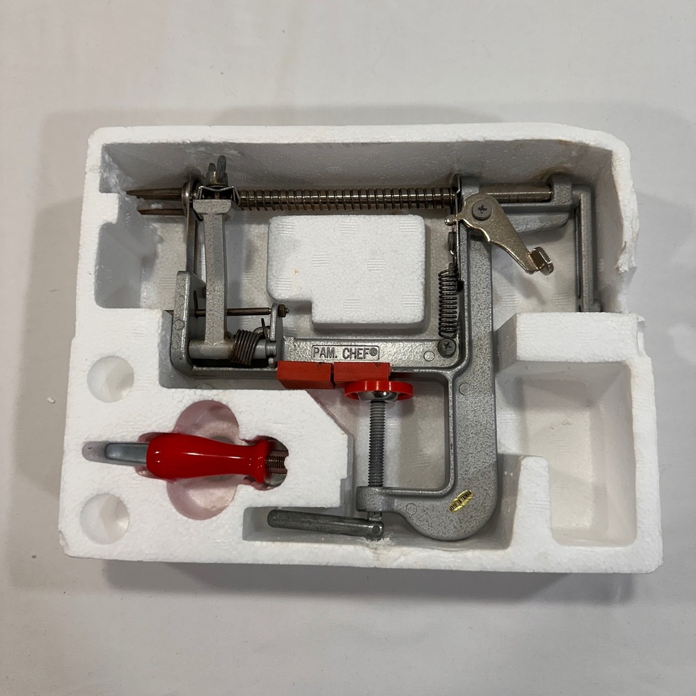 Pampered Chef Apple Peeler Corer Slicer Kitchen Tool Silver Red‎ | Cottagecore
